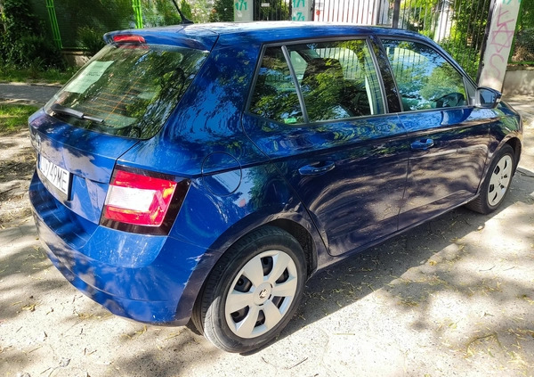 Skoda Fabia cena 24600 przebieg: 215000, rok produkcji 2015 z Poznań małe 211